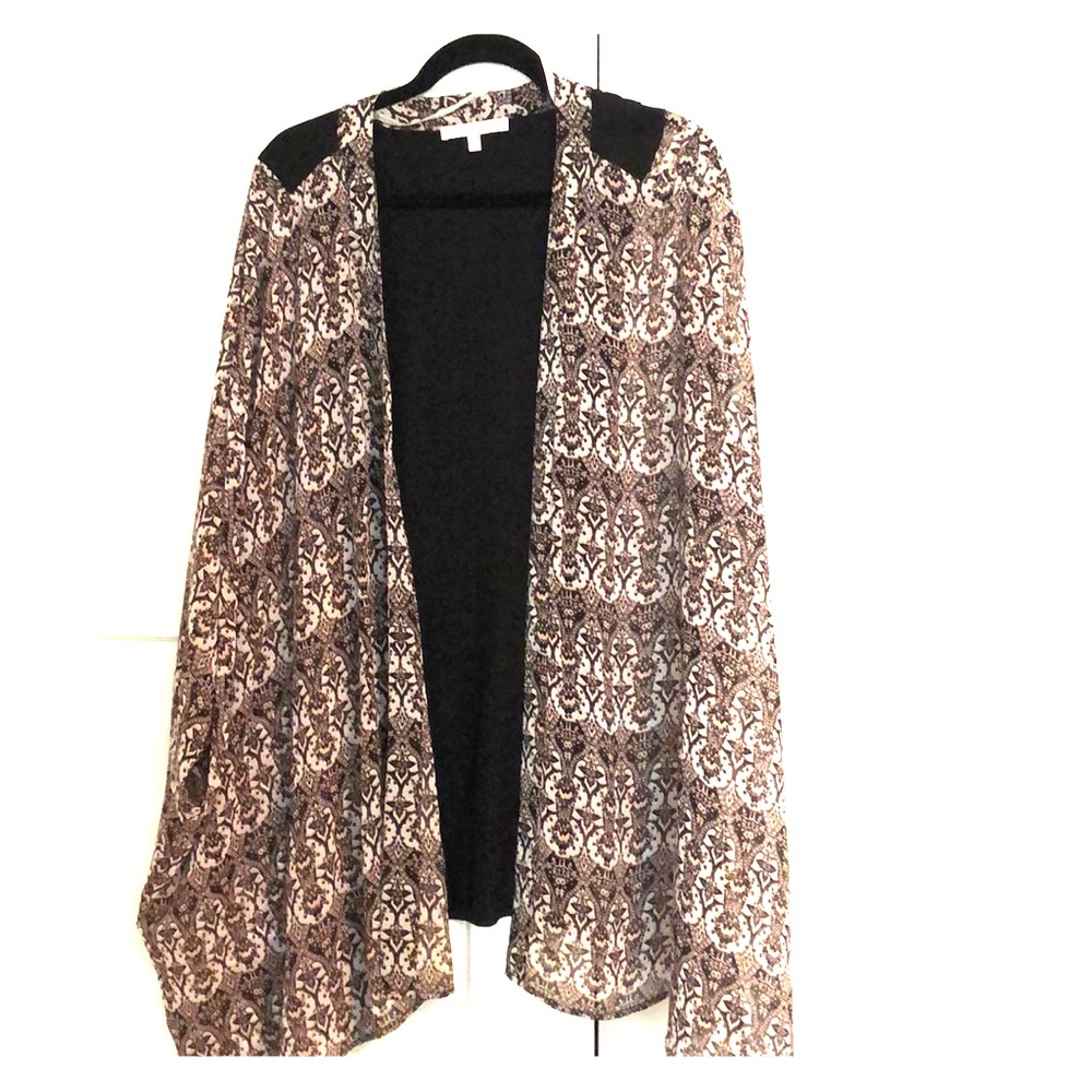 Great print kimono top